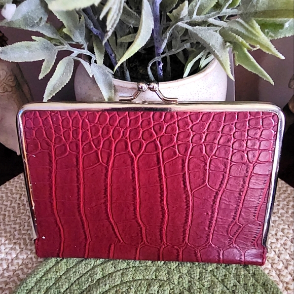 Pink Photo Wallet - Picture 1 of 3